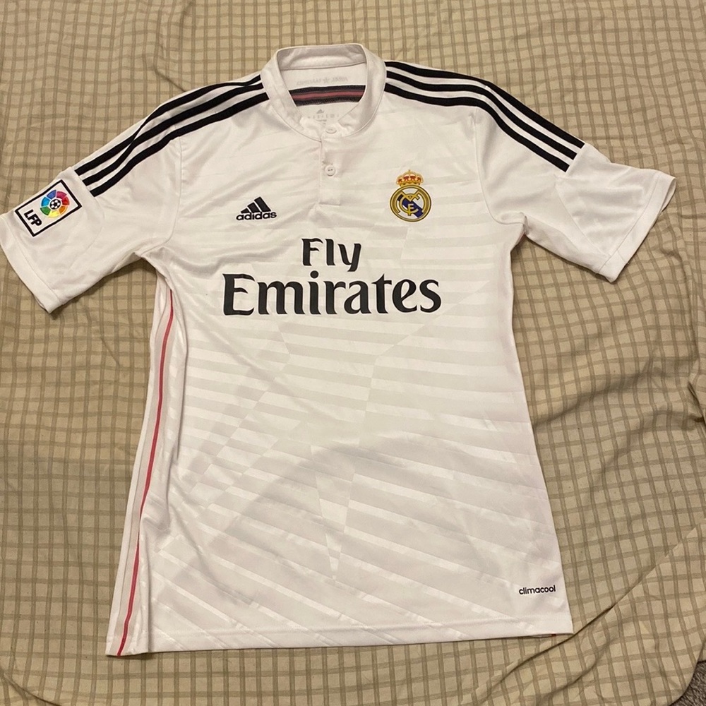Adidas soccer jersey Sz Medium